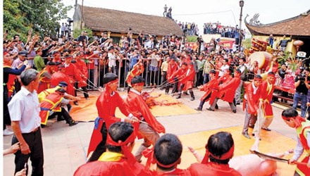 Thông tư mới của Bộ VHTTDL quy định rõ về việc không tổ chức lễ hội mang tính bạo lực như chém lợn, đập đầu trâu…